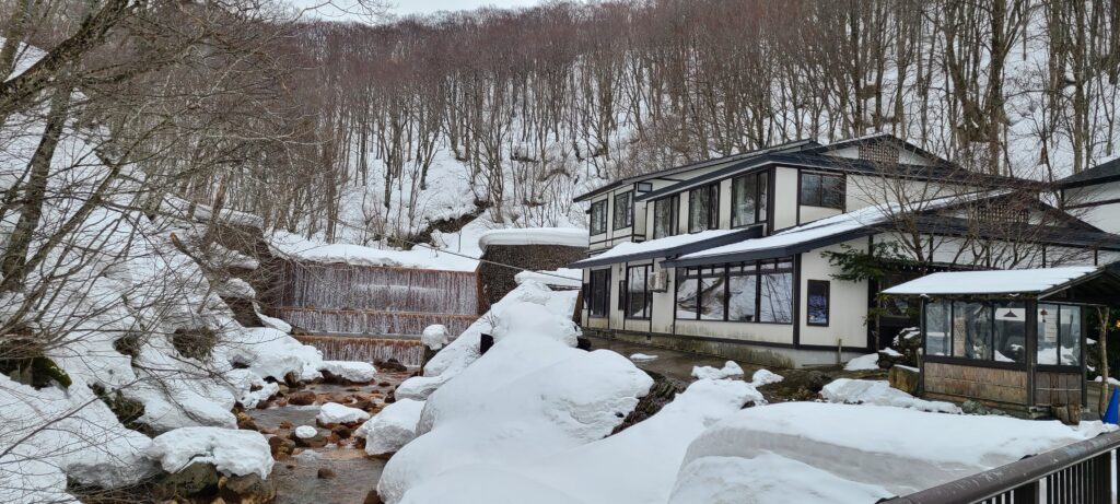 乳頭温泉郷 妙乃湯 外観