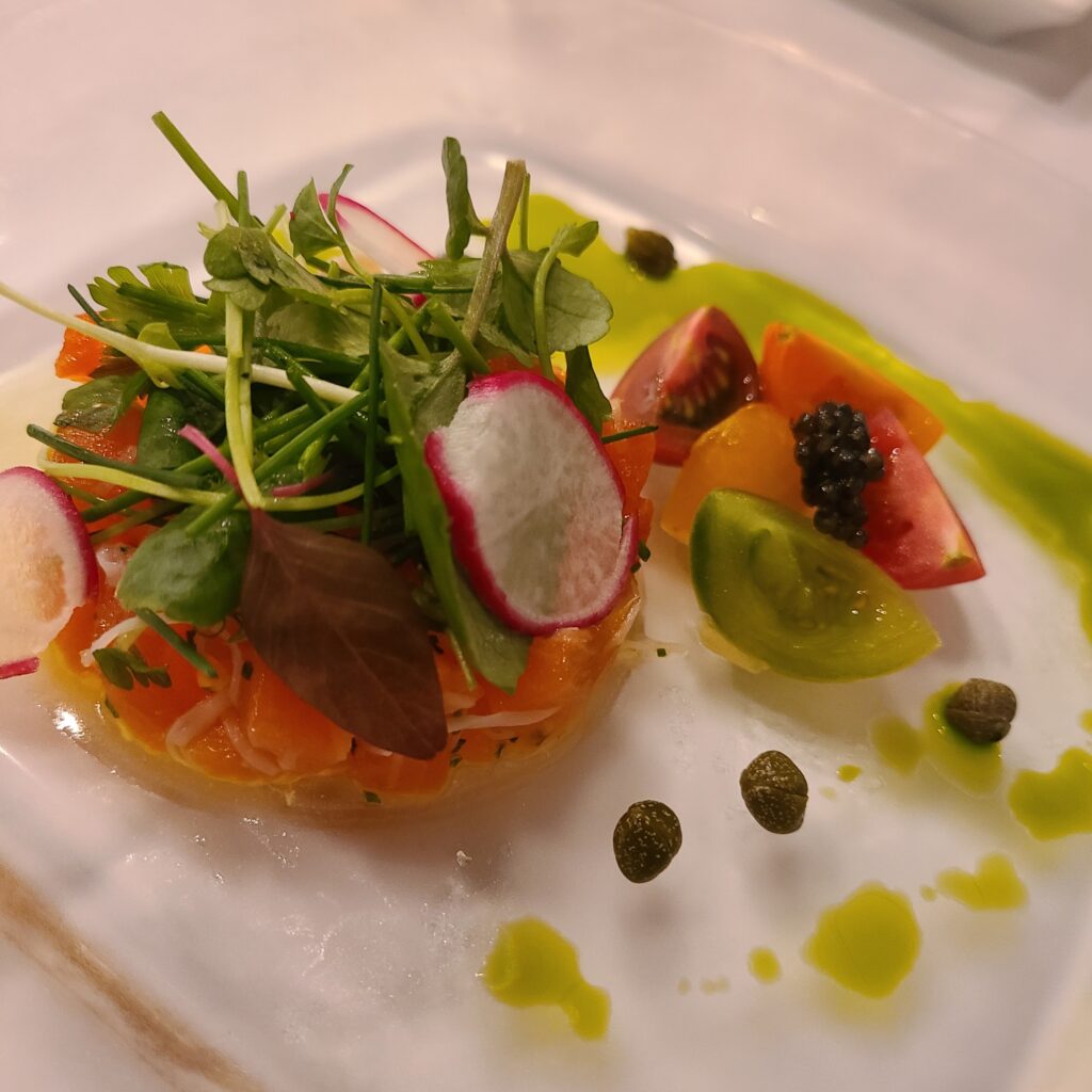 帝国ホテル　ダイニングルーム　コースディナー