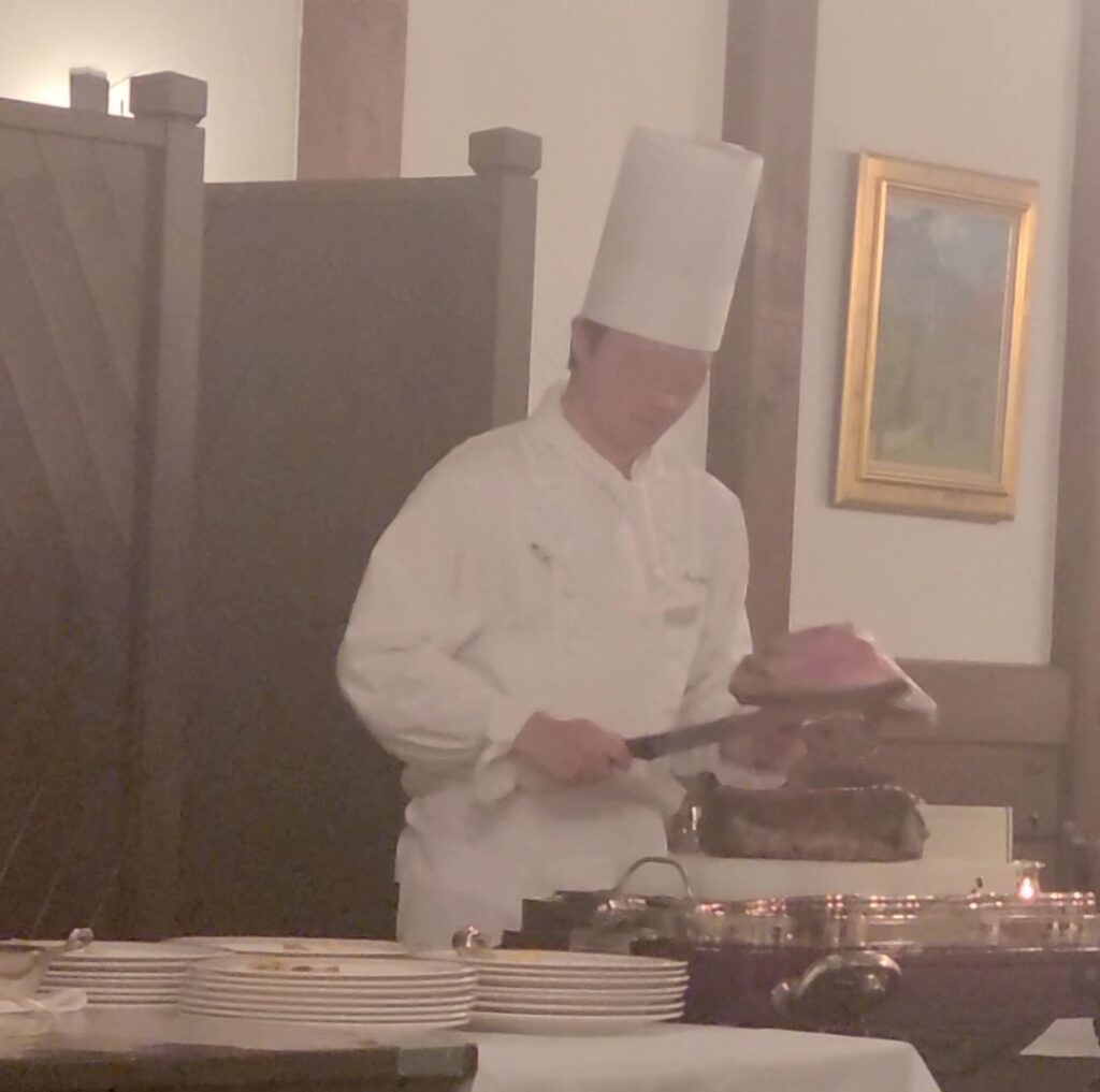 帝国ホテル　ダイニングルーム　コースディナー