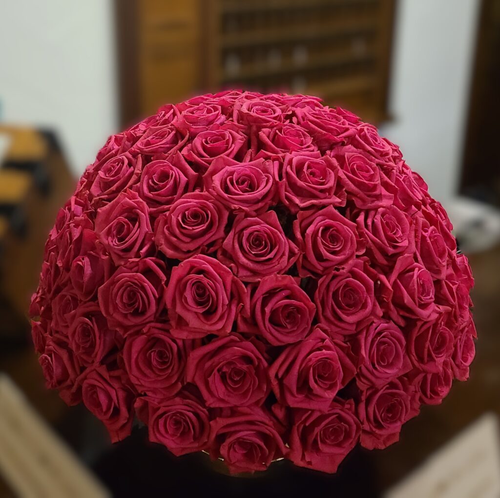 上高地帝国ホテル　赤いバラの装花