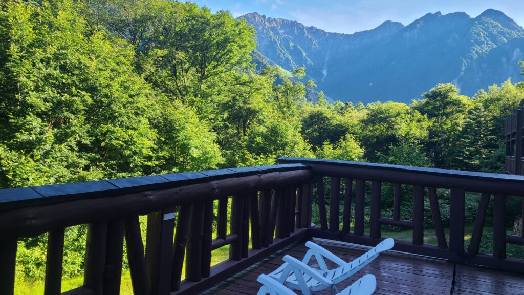 上高地帝国ホテル　バルコニーからの景色