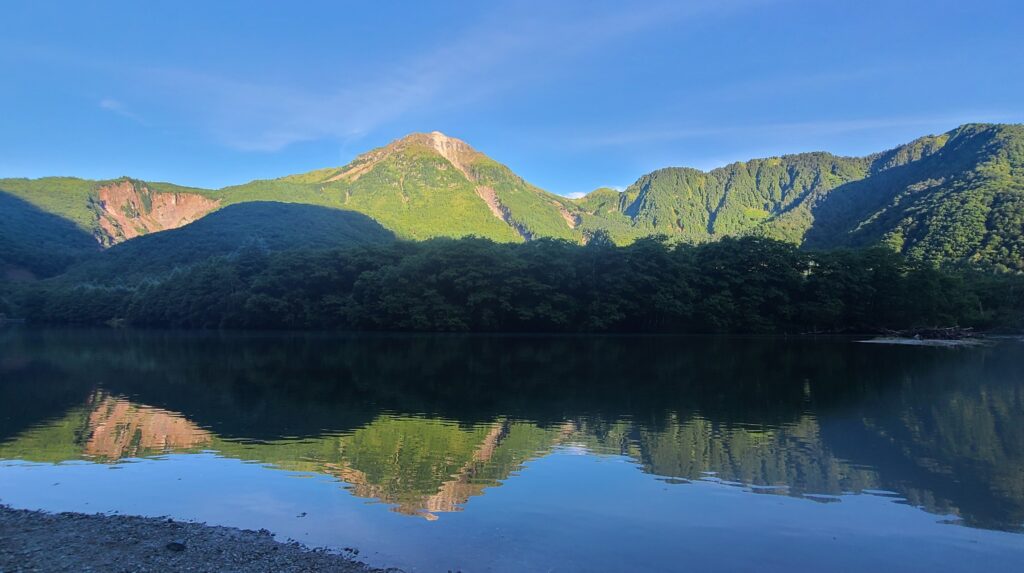早朝の上高地　大正池