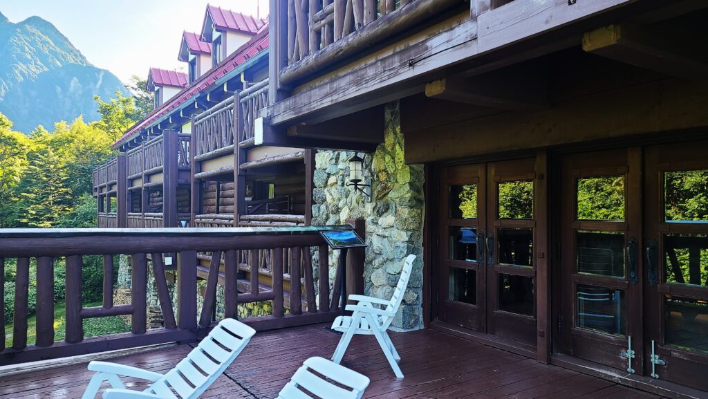 上高地帝国ホテル　バルコニー