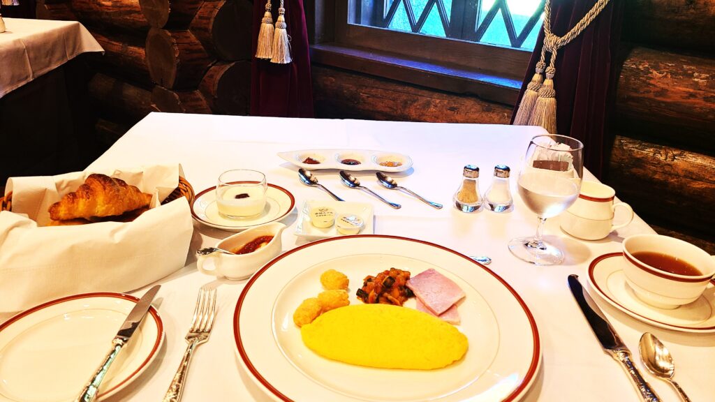 上高地帝国ホテル　ダイニングルーム　モーニング