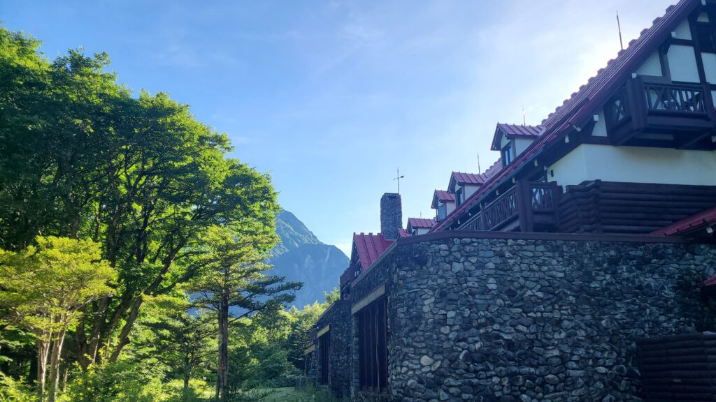 早朝の上高地　上高地帝国ホテル