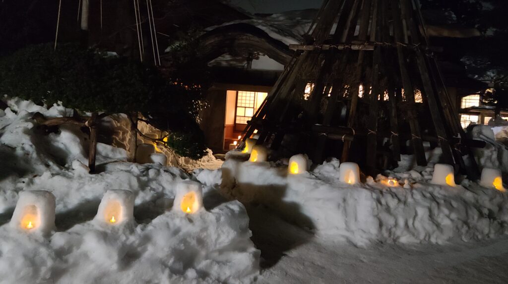 旧片野家住宅のかまくら