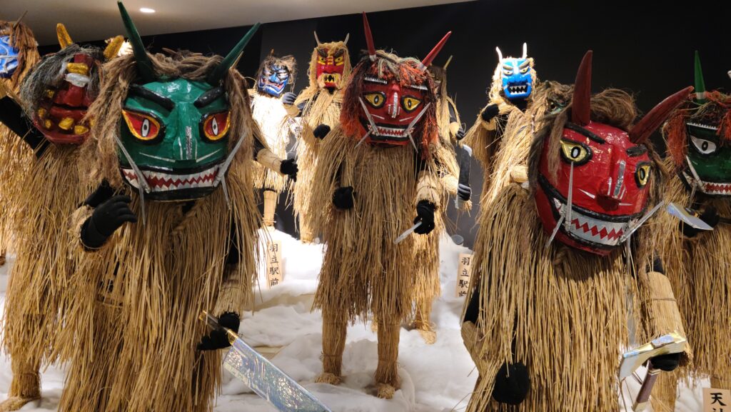 なまはげ祭り　なまはげ館　展示