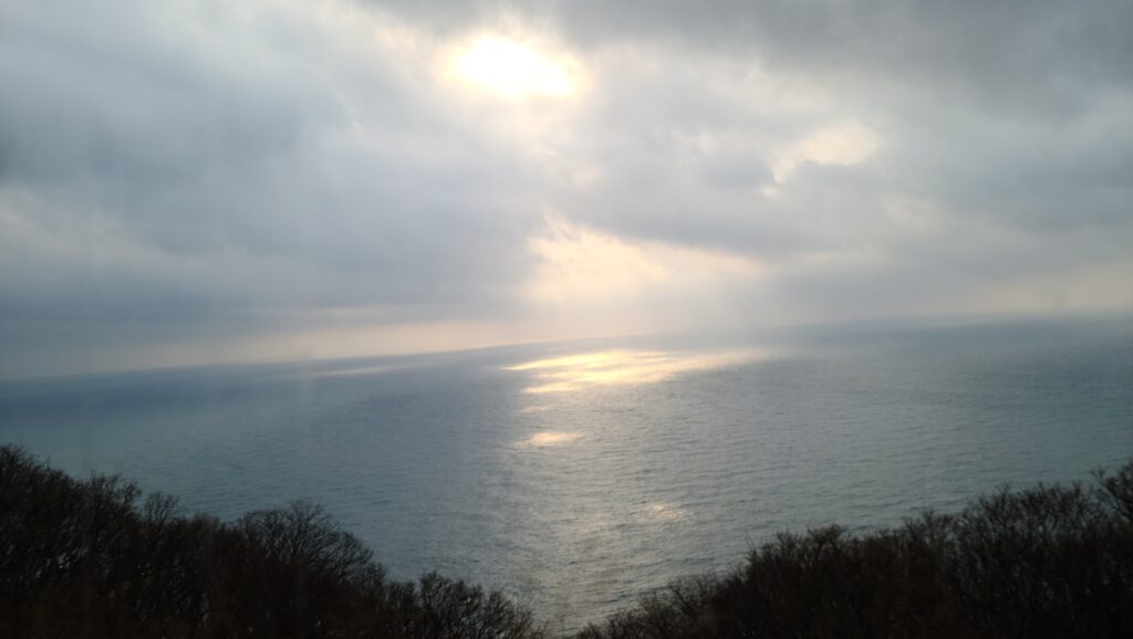 男鹿半島　日本海の絶景　車窓からの眺望