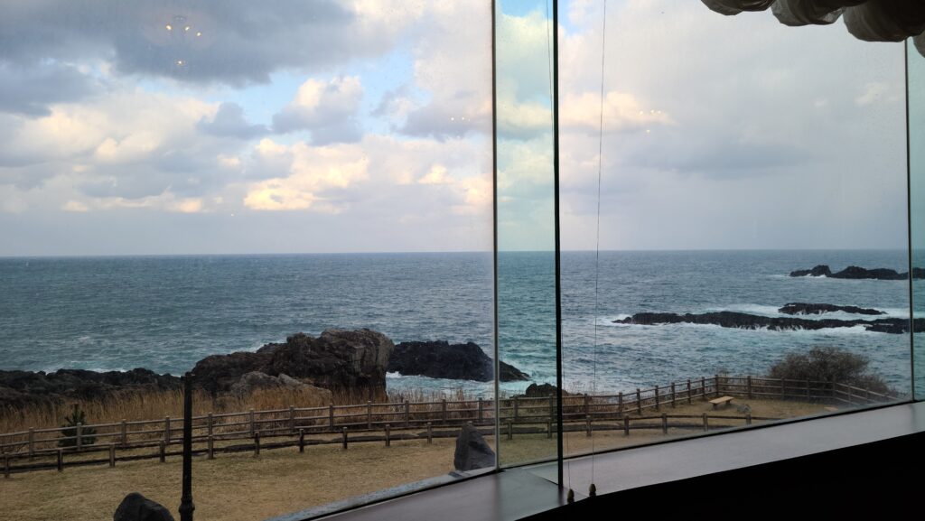 男鹿半島　男鹿リゾートホテルきららか　食事会場からの眺望