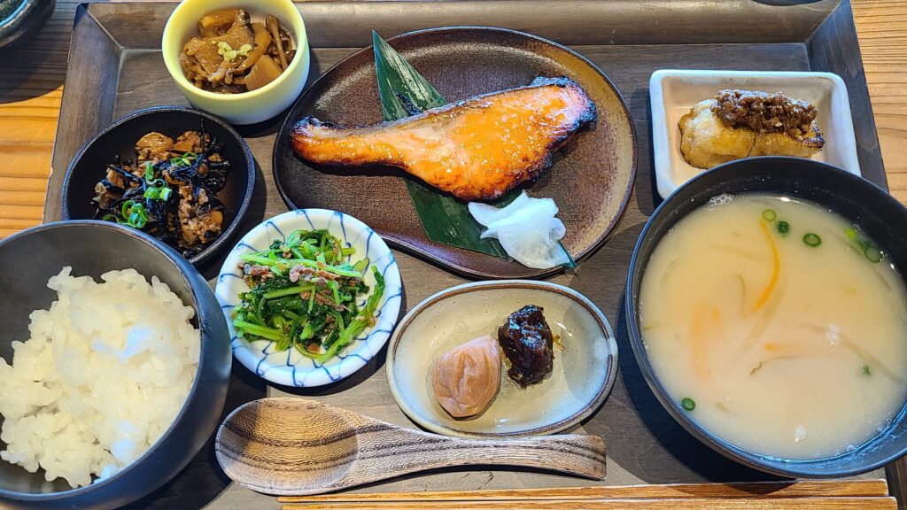 「ESHIKOTO」acoya朝食
